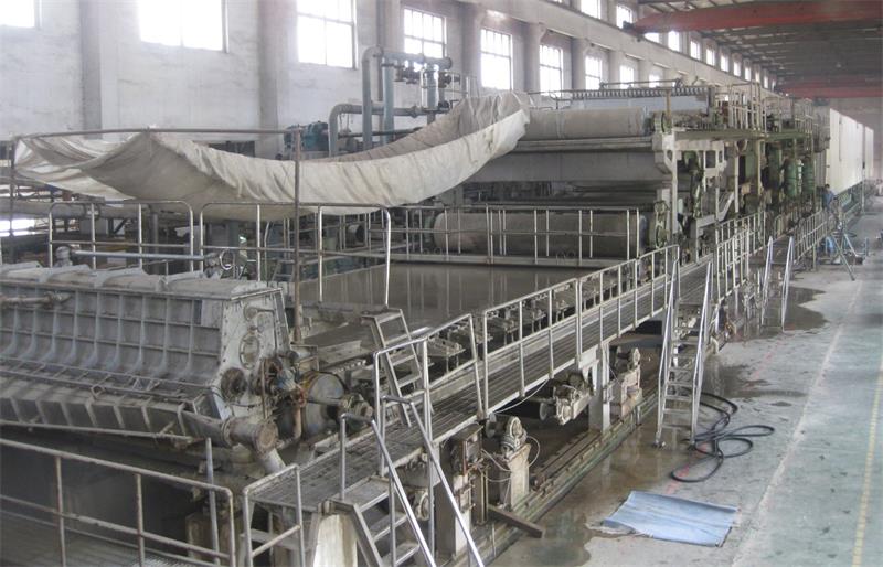 造紙膠輥質(zhì)量表面易有傷痕、麻眼